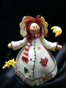 Estatuilla de ángel acolchada PEACE & LOVE 6 pulgadas de alto.  - Imagen 1 de 9