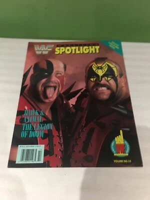 REVISTA WWF SPOTLIGHT LEGION OF DOOM ROAD WARRIORS CON PÓSTER SE ENVÍA GRATIS Foto 1 de 4
