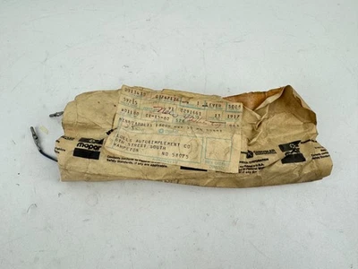 Palanca de señal de giro de control de crucero Mopar 4216539 para productos Chrysler 1984-'87 Foto 1 de 4