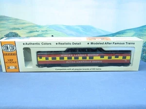 HO 1/87 Con-Cor 72' Pullman Sleeper ROYAL AMERICAN SHOWS CIRCUS - Picture 1 of 2
