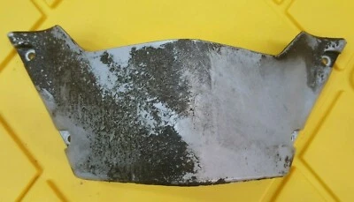 Johnson Evinrude 1982 90 hp carcasa de escape cubierta delantera 0323800 Foto 1 de 2