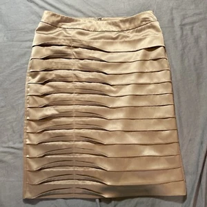 Venus Pencil Skirt Womens 6 Gold Fold over Layered Satiny Knee Length Back Slit - Picture 1 of 17