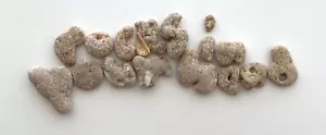ROCCE NELLA TUA TESTA a forma di lettera naturale spiaggia pietra ciottoli arte parola artigianato strega - Foto 1 di 16