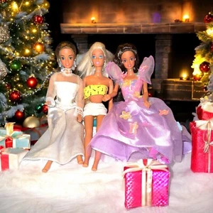 Lote De Colección 3 Muñecas Barbie Pájaro Cantor Teresa Brillante Playa Tracy Novia Con Trajes - Imagen 1 de 12
