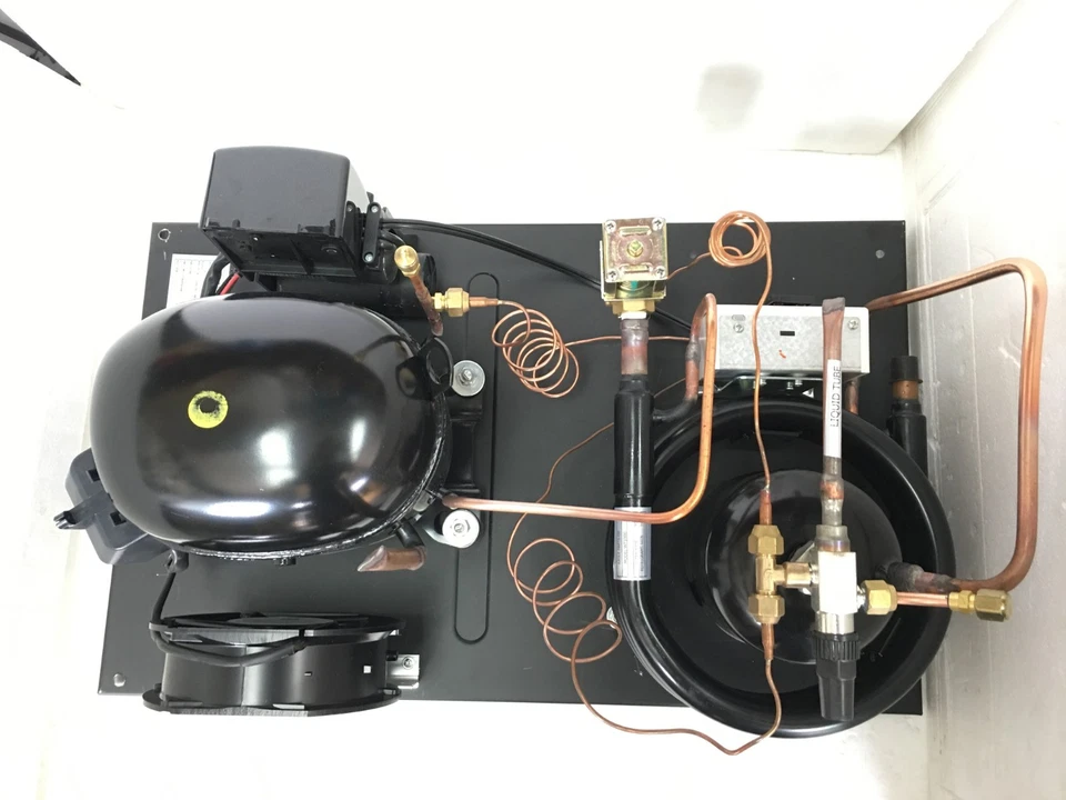 Unidad de condensación refrigerada por agua NT2180GKV2 1 HP, baja temperatura, R404A, 220V Foto 1 de 1