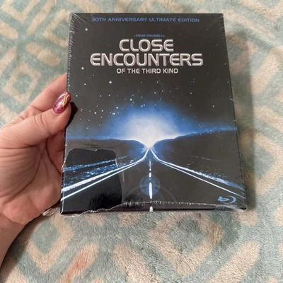 Close Encounters of the Third Kind - 30th Anniversary Ultimate Edition (Blu-Ray) - Image 1 of 4