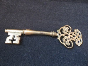 8" Skeleton Key Genuine Antique Key w/ Fancy Brass Bow - More Exotic Keys Here! - Foto 1 di 5
