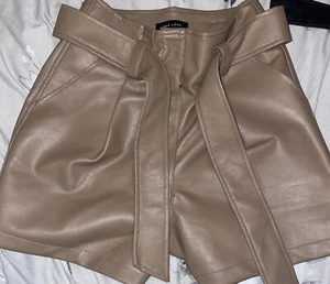 New look High Waisted Leather Shorts - Picture 1 of 2
