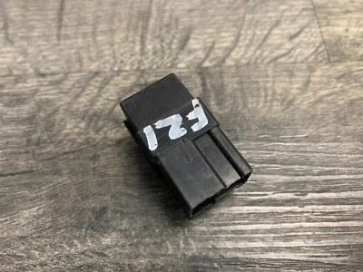 2001-2005 FZ1 2000-2003 R1 Yamaha OEM реле G8hn-1C4t-Dj-Y51 - Изображение 1 из 3