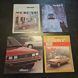Lot Of 4 Vintage Original Renault 1970s 1980s Car Dealer Brochures Catalog  - Foto 1 di 24
