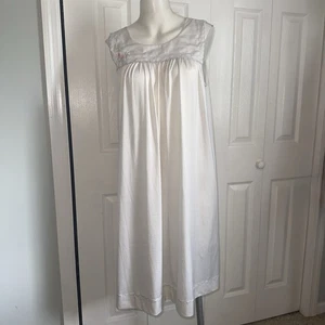 Vintage White Silky Nylon Nightgown ShadowLine Cottagecore Grannycore - Picture 1 of 11
