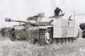 2.WK - Deutsches Foto -- Sturmgeschütz StuG 40 Panzer - Bild 1 von 1