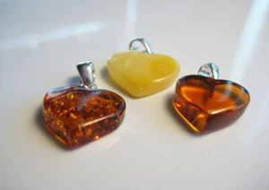 3 pcs GENUINE BALTIC AMBER PENDANT "HEART" !!! - Picture 1 of 3