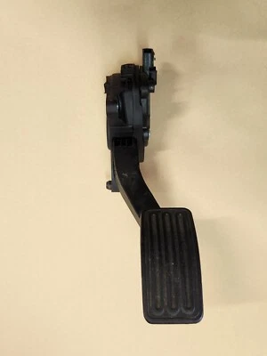 2013-2018 NISSAN ALTIMA MAXIMA ACCELERATOR GAS PEDAL OEM 18002-3TA0B - Image 1 of 4