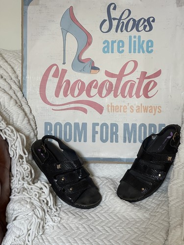 PUMA Sandali donna Helle Comfort neri pelle di serpente vernice Thandie 3 cinturini taglia 41 10