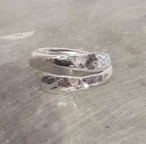 Anillo de plata martillada, anillo hecho a mano, plata de ley 925, anillo para mujer todas las tallas - Imagen 1 de 6