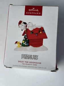 Hallmark Andenken Erdnüsse DECK THE DOGHOUSE Ornament - Bild 1 von 8