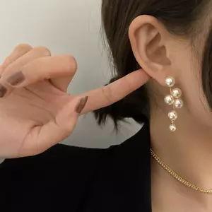 925 Sterling Silver Beatutiful Pearl Stud Earrings Women Girls Jewellery Gift - Picture 1 of 5