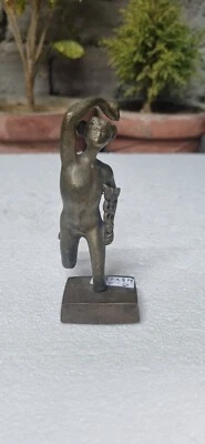 古董手工制作黄铜中世纪男子跑步雕像装饰小雕像 — 第 1/4 张图片