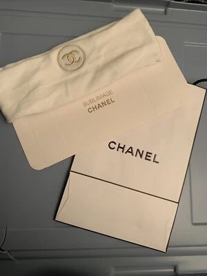 Chanel Sublimage Diadema Terciopelo Blanco Regalo VIP Con Bolsa de Compra Incluida Foto 1 de 4