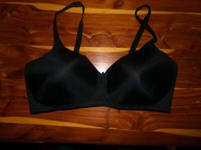 Vanity Fair Full Coverage Wire-Free Black Stripes 40DD - Image 1 of 2