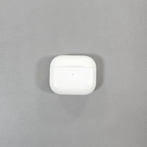 AirPod 3rd Generation Charging Case ONLY MagSafe A2566 Replacement - Picture 1 of 6