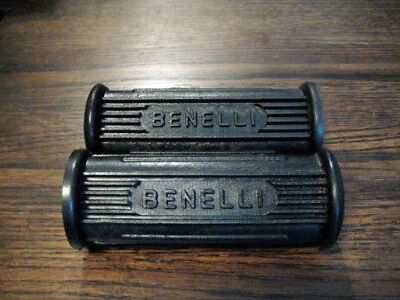 WARDS 125 175 250 350 MOJAVE BENELLI MOTOBI DYNAMO ENDURO FRONT FOOT PEG RUBBERS — 第 1/2 张图片