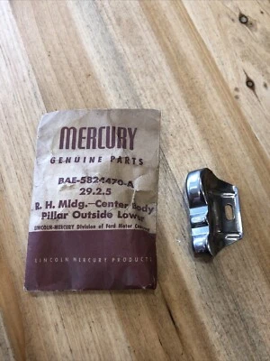 Nuevo de Lote Antiguo 1957-58 Mercury R.H. Cuerpo Central Pilar Exterior Borde Inferior Moldura Foto 1 de 4