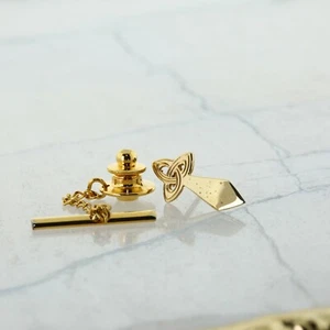 9K Yellow Gold Celtic Cross Tie Tack * - Picture 1 of 5