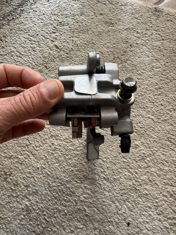 Pinza Freno Posteriore Per Honda CR e CRF X 125 - 250 - 450 - Annate 2002 - 2025 - Image 1 of 4