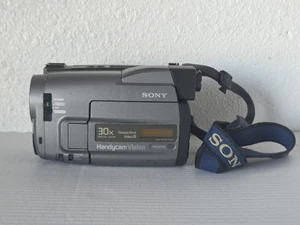 Sony Handycam Vision CCD-TRV32 8mm Video8 Video Camera Recorder UNTESTED - Picture 1 of 8