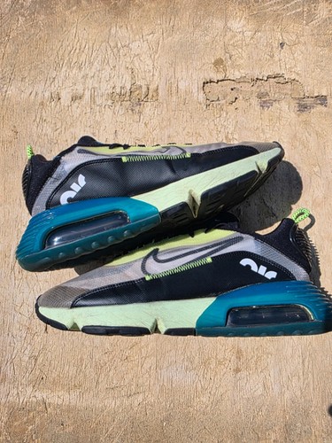Nike air 2090 "neon" taglia UK 10