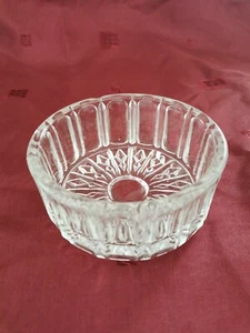 Vintage Cut Glass Round Trinket / Tealight Dish. Lovely Quality Gift Idea 10cm W - Picture 1 of 12