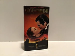USED ~ VHS ~ Gone With the Wind (VHS, 1998, Digitally Re-Mastered) 1939 ~ VHS - Picture 1 of 4