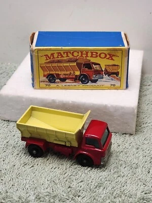 CAMIÓN MATCHBOX LESNEY NO #70 PARA ESPARCIR GRANO CON CAJA Foto 1 de 4