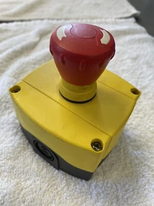 AB Emergency Stop 800F-1YP1 - Picture 1 of 6