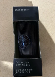 Starbucks Jet Negro Plisado Metálico Vaso Frío Llavero 2025 Sirena Icónica - Imagen 1 de 8