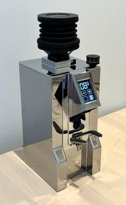 Eureka Oro Mignon XL Espresso Grinder with 65mm Burr and Single Dose Hopper - Image 1 of 4