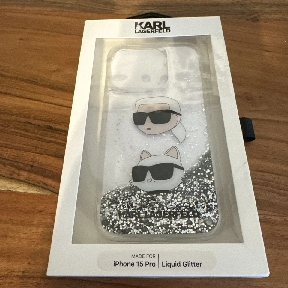 IPHONE 15 PRO - PC/TPU BLANCO ESTUCHE RÍGIDO BRILLO LÍQUIDO - KARL LAGERFELD Foto 1 de 4