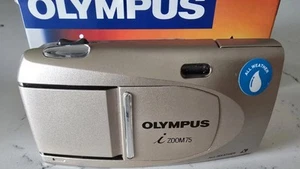 Olympus iZoom 75 Deluxe Silver Point and Shoot Film Camera New with Box APS Film - Picture 1 of 7