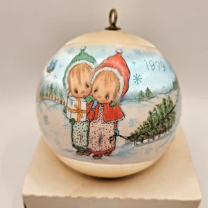 Vintage Betsy Clark 1979 Hallmark Karten Christbaumschmuck Weihnachtskugel - Bild 1 von 6