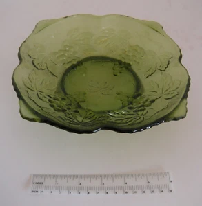 Green Depression era candy dish - Picture 1 of 3