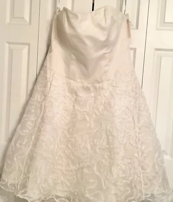 Vestido Corto Colección Alta Costura Nupcial AZALEA Talla 18 Correa o Sin Tirantes Marfil Foto 1 de 4