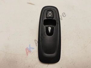 Renault Kadjar 2015-2022 Front Window Door Lock Switch Left Passenger - Picture 1 of 8