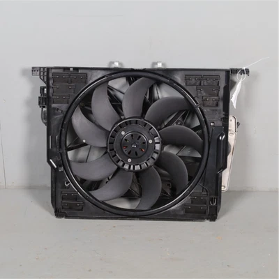 2011-2015 BMW 550i 650i 750i Radiator Fan 850 Watt 17428509743OEM Used Foto 1 de 4