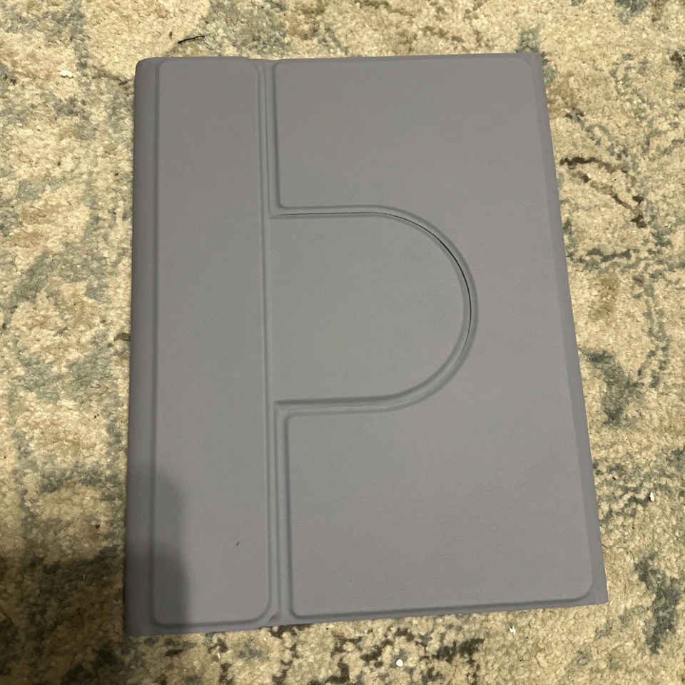 For iPad Pro 11 inch M4 2024 Case, Magnetic Detachable Keyboard can be used. - Image 1 of 4