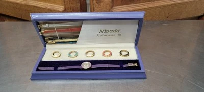 Reloj Nivada Colorama Vintage Mujer Tono Dorado Esmalte Cuerda Manual Mecánico Foto 1 de 4