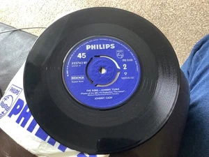 JOHNNY CASH - FORTY SHADES/THE REBEL JOHNNY YUMA - UK PHILIPS 1961 - Picture 1 of 2