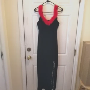 Abito da sera vintage Dollar L in velluto nero con collo in pelliccia rossa impreziosito spacco LOL50 - Foto 1 di 9