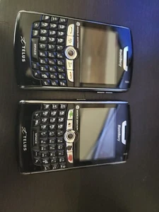 Vintage Vibes -Dive the Past with a Pair of Untested Classic Blackberry Classics - Photo 1 sur 4